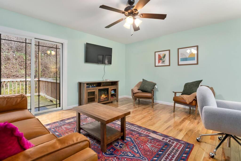 Villa Mountain Views, Hot Tub, Firepit, Dog Friendly, Ev Connector Stanley Exterior foto
